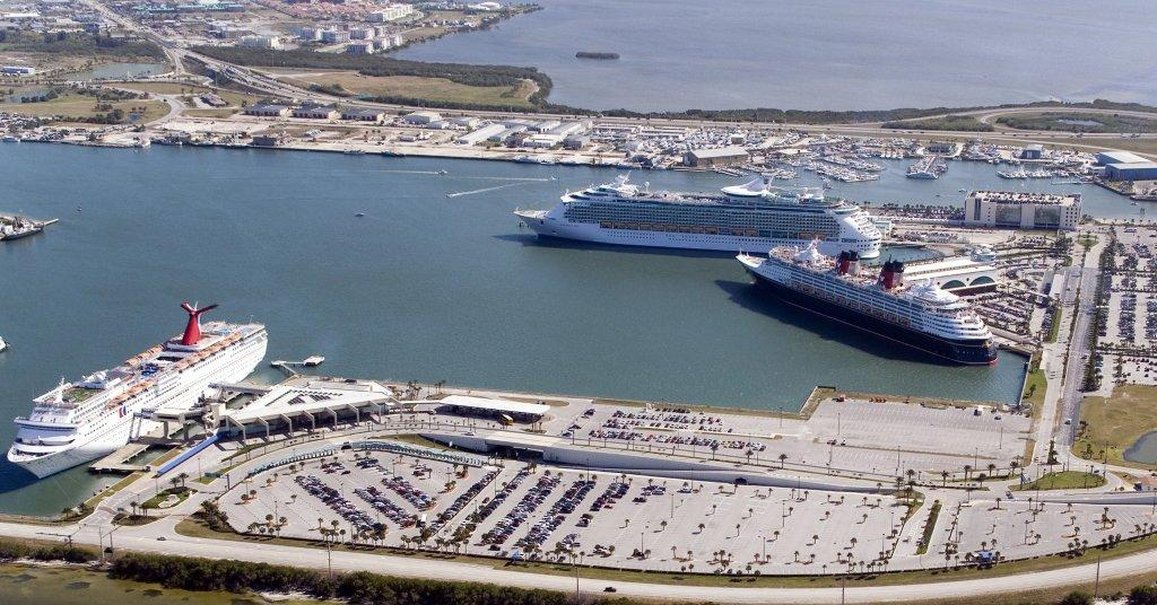 Beach Place Guesthouses - Cape Canaveral Cruises