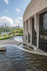Canadian Museum History Fountains Overlooking Parliament Hill Summer Credit Ottawa Tourism