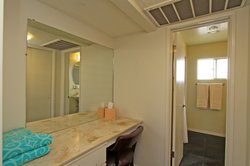 Double Room Vanity Area