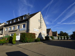 Welcome to Hotel Garni Alt Büttgen in Kaarst