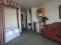Deluxe Spa Suite