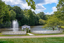Outdoor Lakeside Wedding