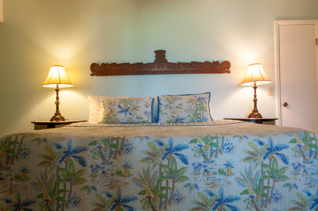Oceanfront One Bedroom King 7