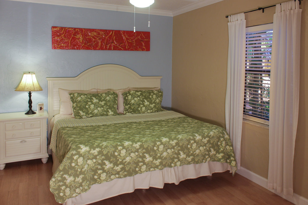 Oceanside 1 Bedroom 1 Queen13