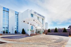 Charleston Crowne Plaza Hotel