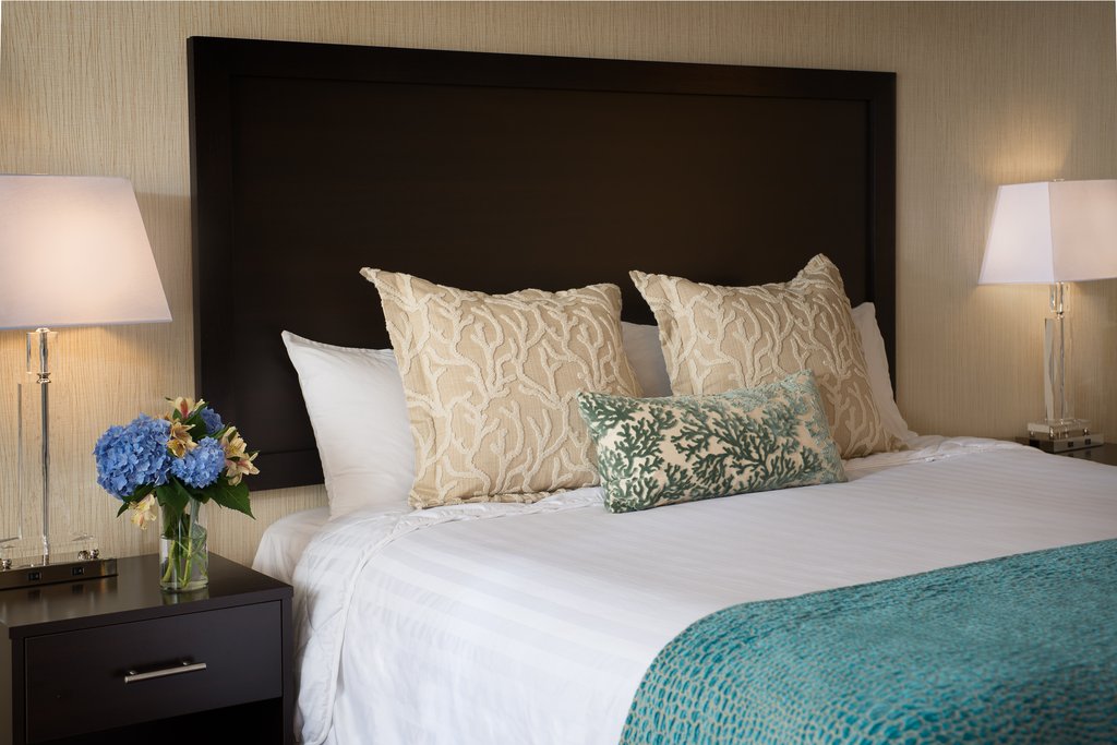 Beach-Inspired Guest Rooms