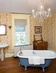 Water View Chandelier Suite Bathroom, Also Has Shower