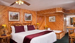Big Bear Lake Hotel Room with Whirlpool