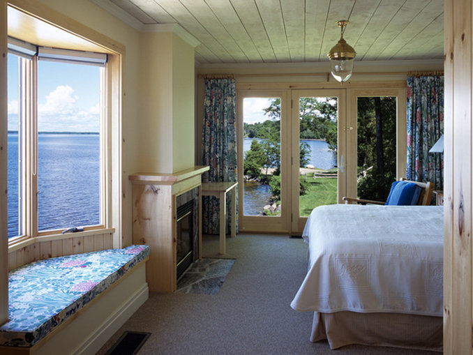 Lakeside Guest Rooms