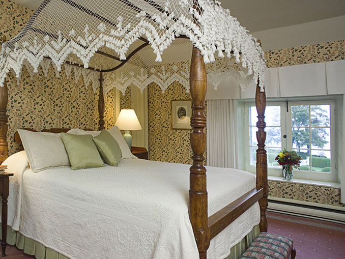 Canopy Room