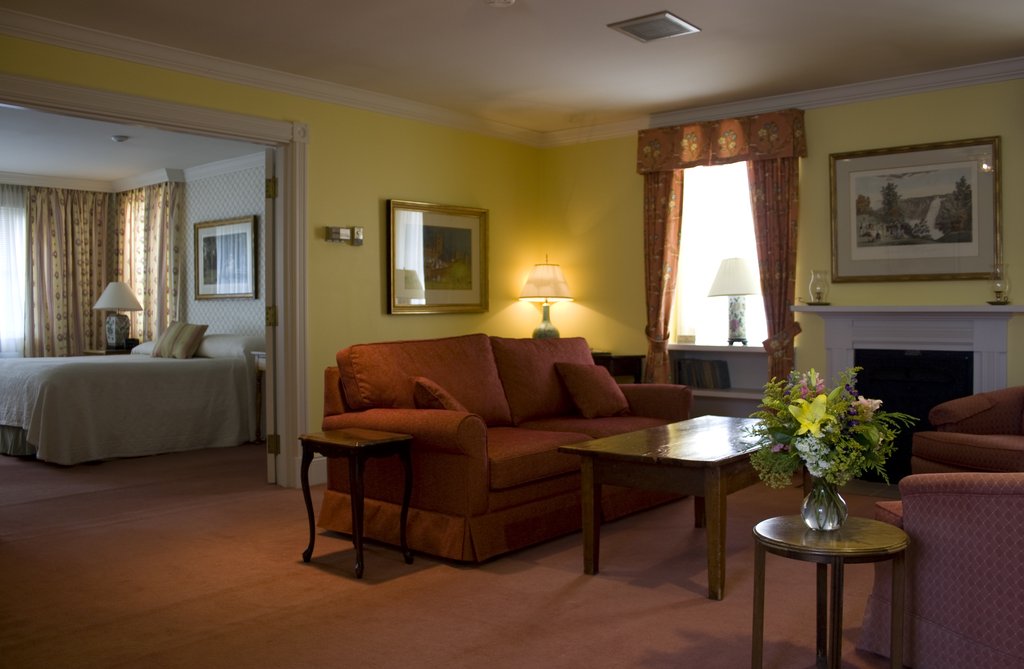 Governor Simcoe Suite