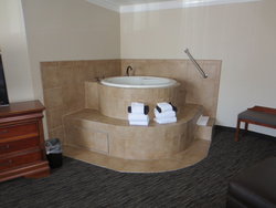 Corner Suite Deep Soaker Hot Tub
