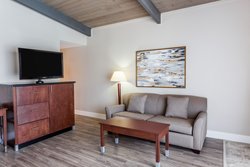 Suite room 4