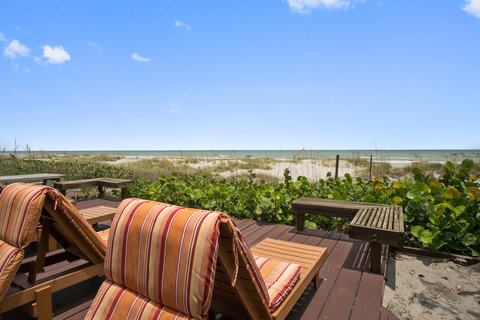 Beach Place Guesthouses ext3