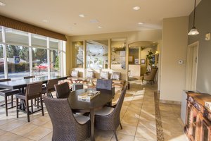 SLO Lounge & Lobby Area