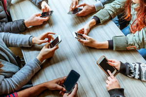People Texting