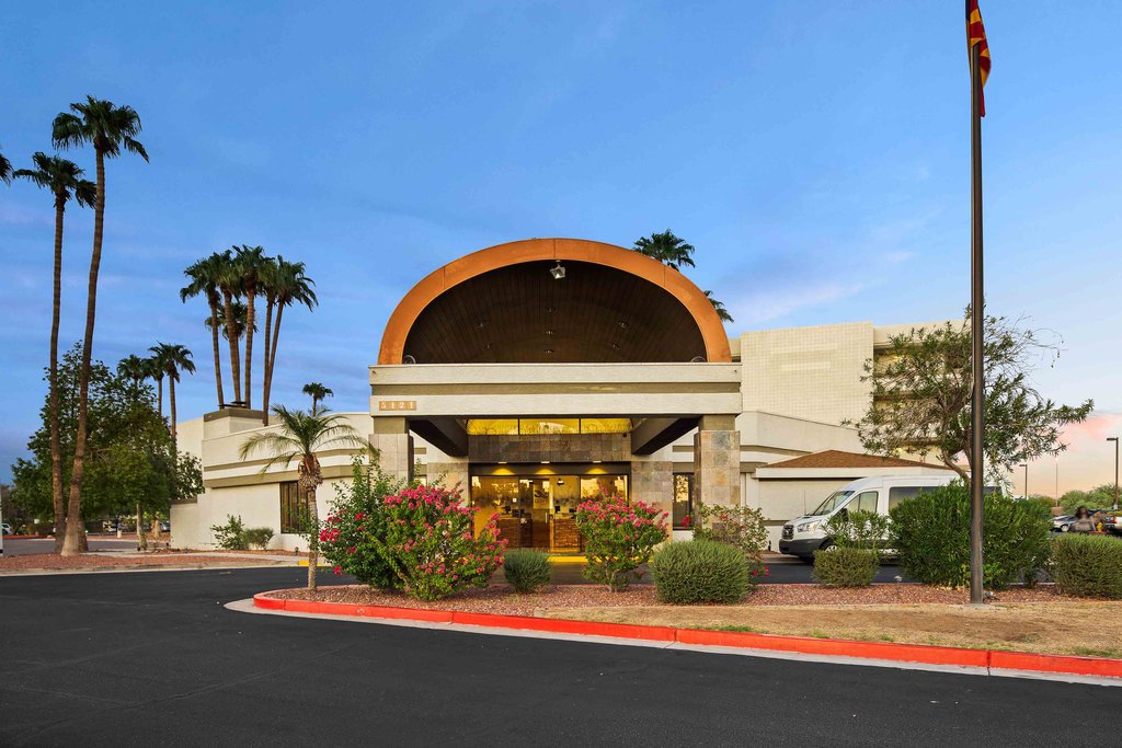 Affordable Accommodations Near The Airport Quality Inn Phoenix