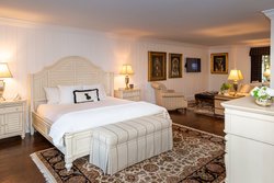 ADA King Suite