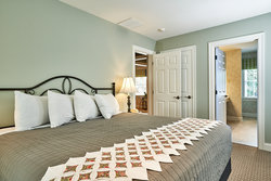 Hershey Suite 401King Bedroom