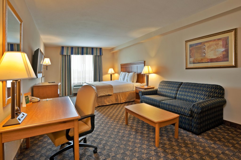 Hotel In Valdosta Ga Holiday Inn Valdosta Conference Center