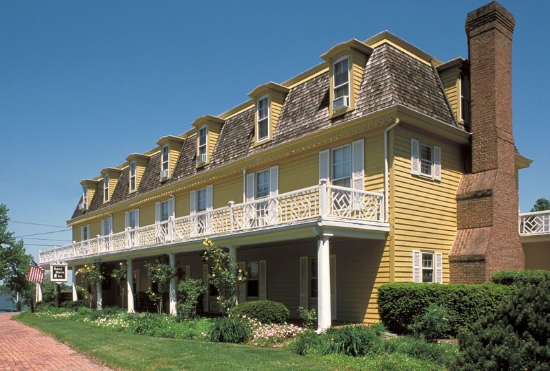 Things To Do Sandaway Suites Beach