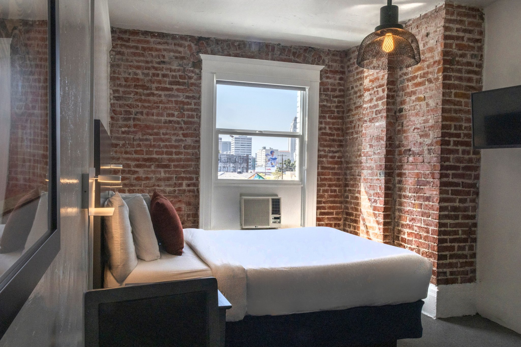 The American Hotel — photo 20 of 49