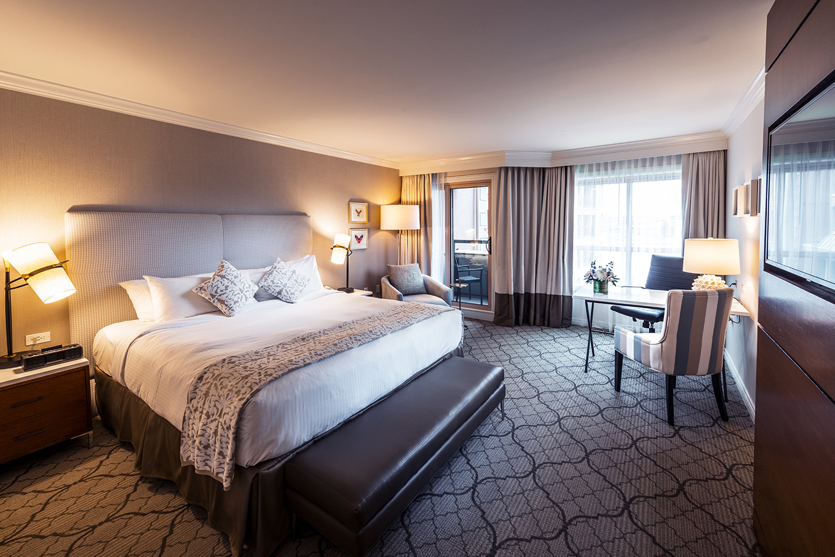 Hotel Rooms & Suites in Victoria BC | Hotel Grand Pacific