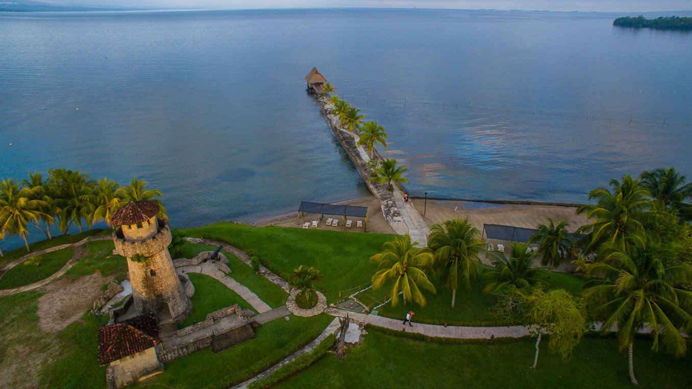 Welcome To Amatique Bay Hotel Puerto Barrio Izabal Guatemala