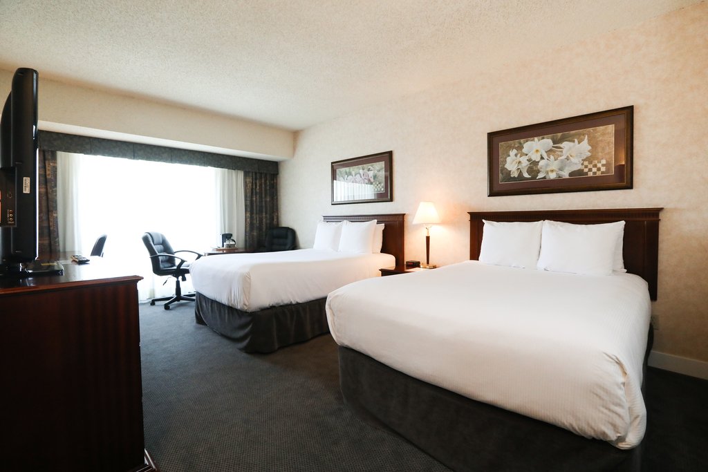 Hotel In Vancouver British Columbia Atrium Inn Vancouver