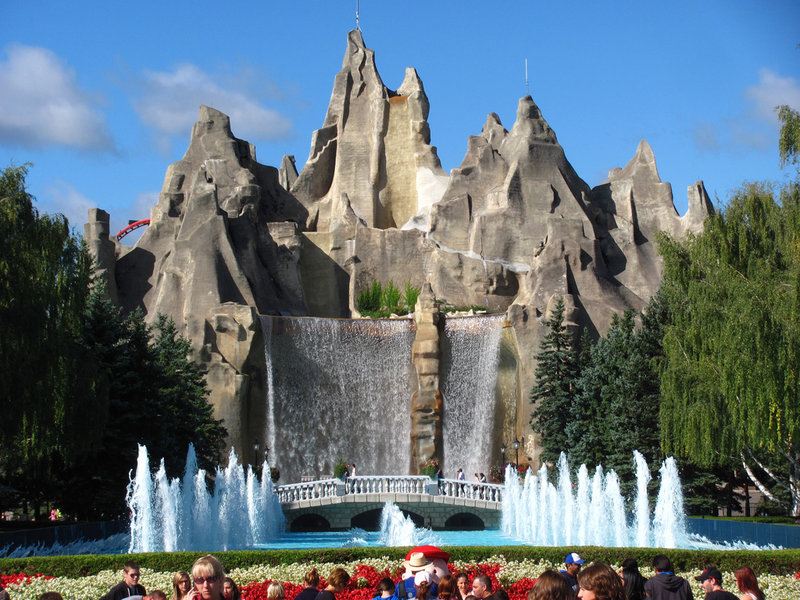 Hasil gambar untuk Canada’s Wonderland, Ontario – Canada