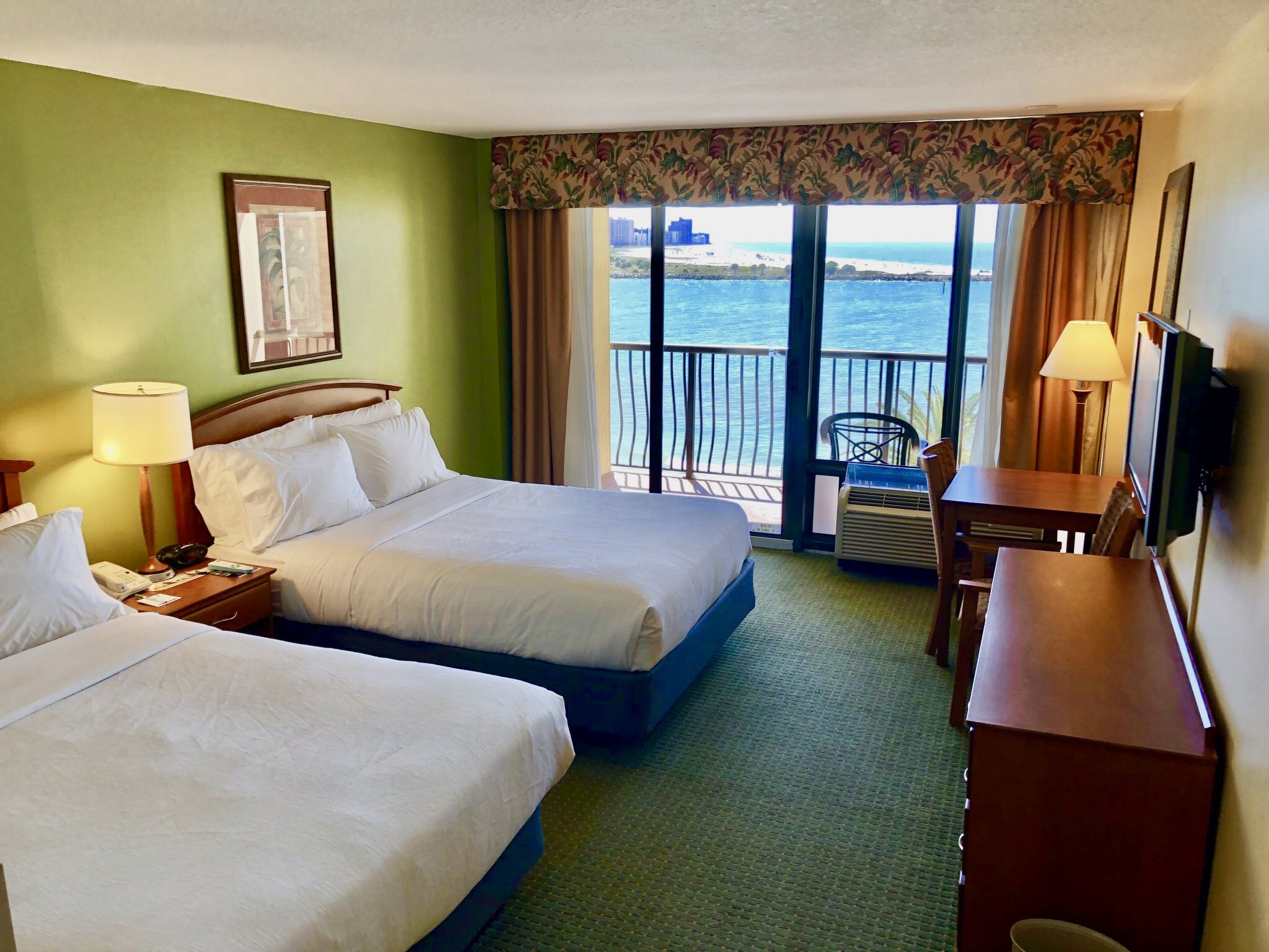 Hotel in Clearwater Beach Florida | Holiday Inn Clearwater