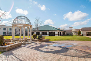 Patio and Outdoor Terrace Amenities