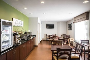 Read More Less Breakfast Area Read More Less Breakfast Area