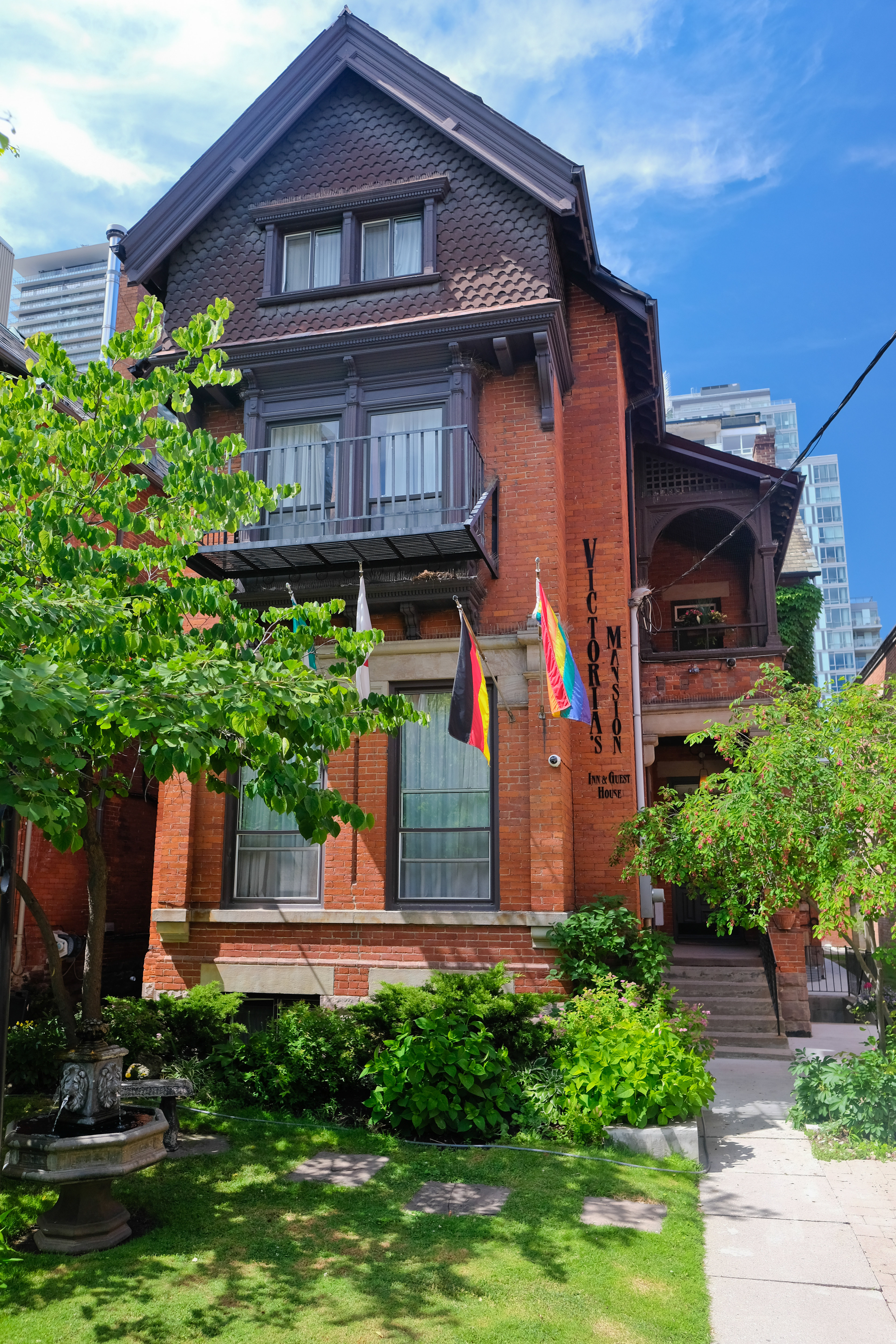 15 Toronto houses and condos that were actually worth the money in 2014