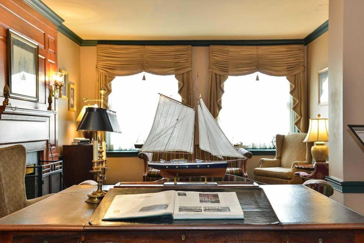 Historic Hotel in Fells Point Baltimore Admiral Fell Inn