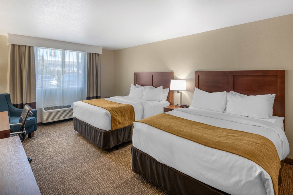 Hotel In Coeur D Alene Comfort Inn Suites Coeur D Alene