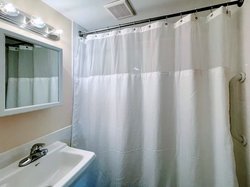 Standard Studio Bath